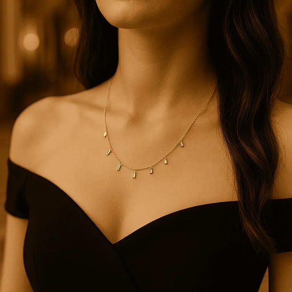 Golden Allure: Square Charm Necklace -Waterproof and Anti-Tarnish