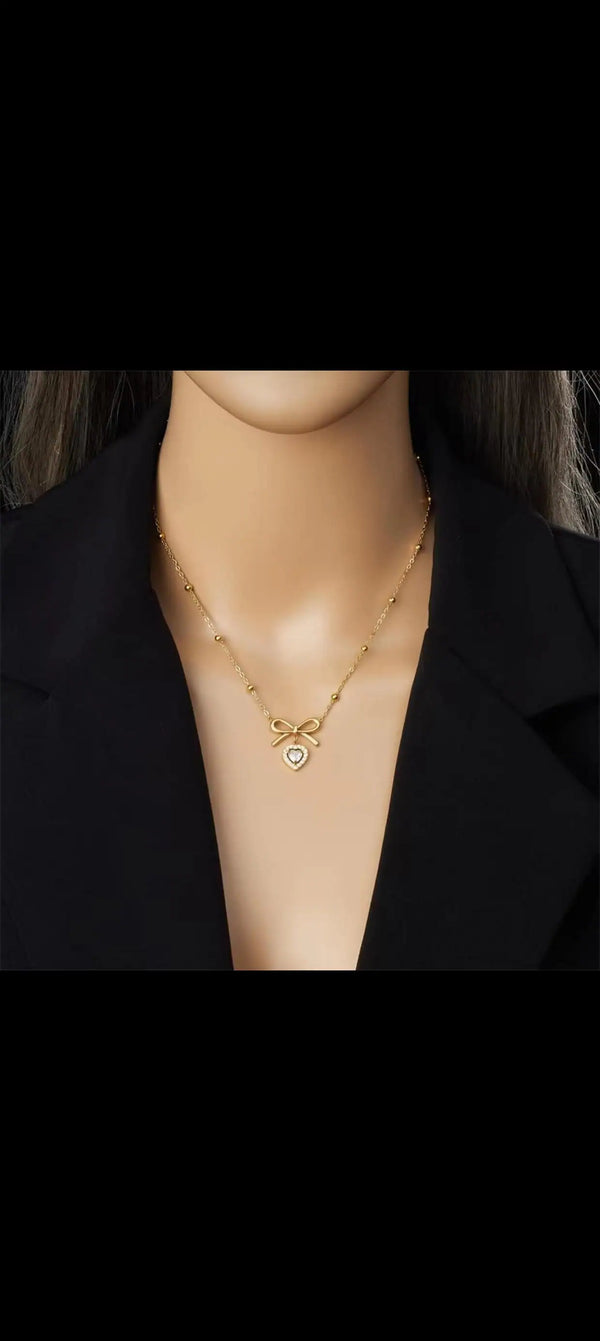 Sweetheart Bow Necklace – Anti Tarnish