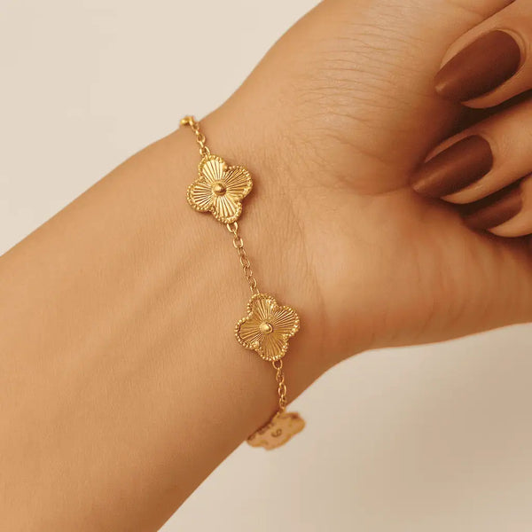 Golden Charm Clover Bracelet