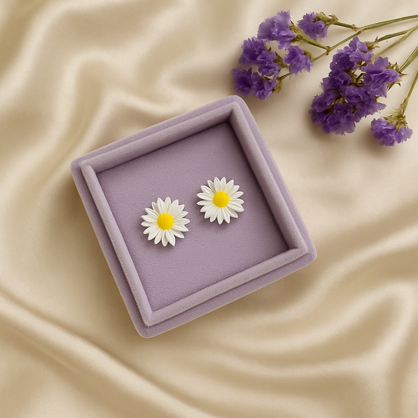 Sunny Daisy Studs
