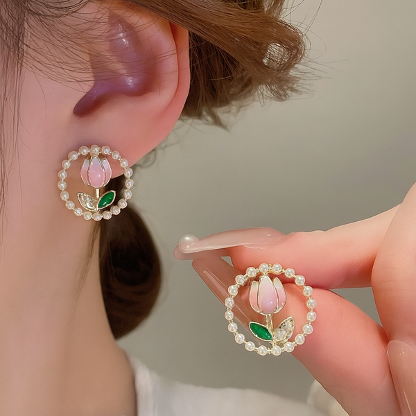 Pearl Lotus Bloom stud Earrings
