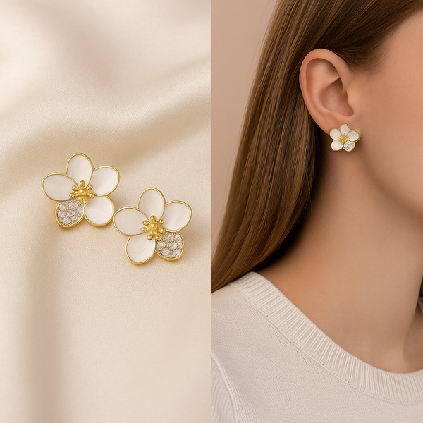 Daisy Glow Stud Earrings