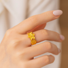 Golden Flower Bunch Ring – Delicate Bloom for Everyday Elegance